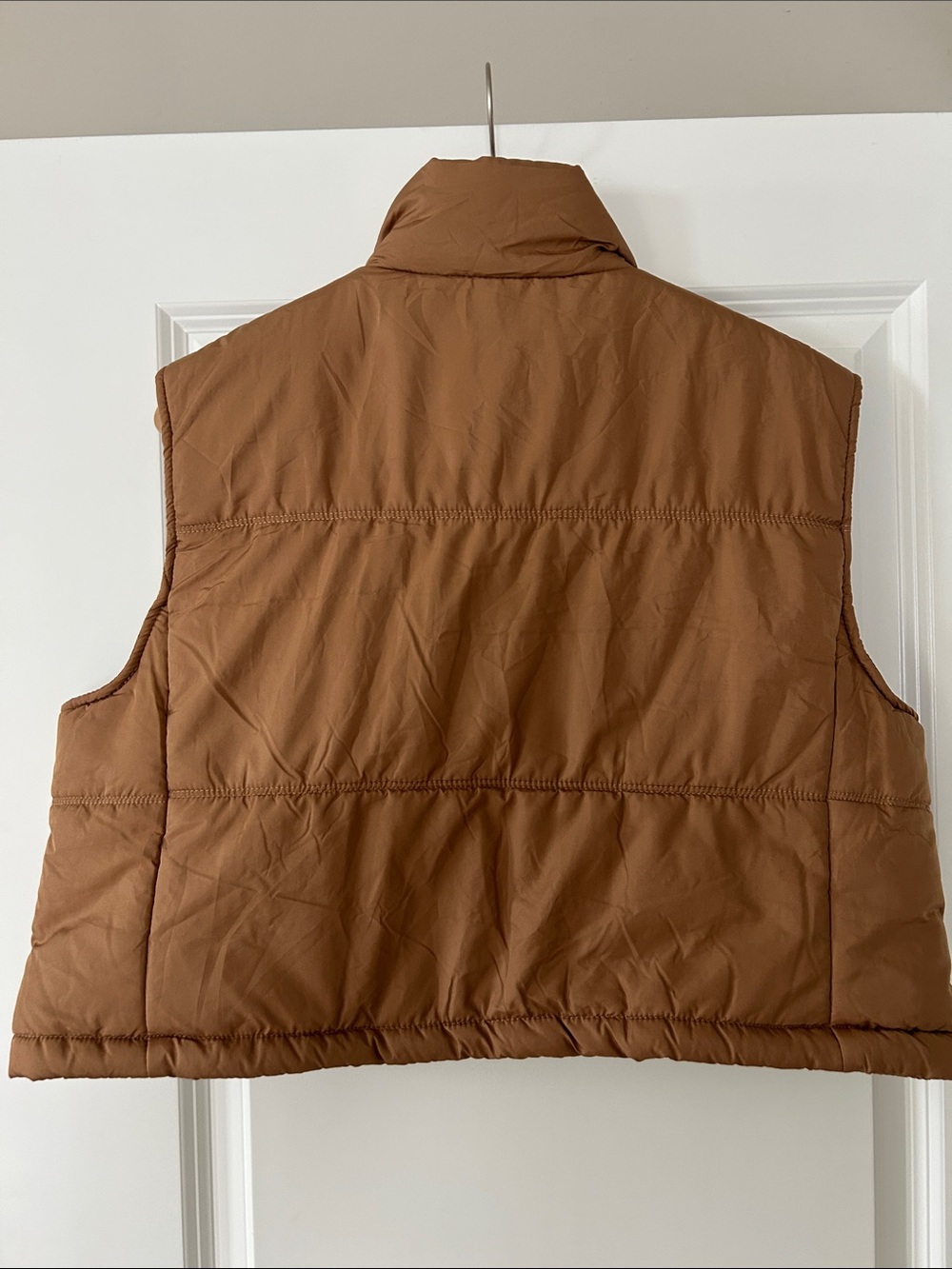 Thread & Supply Issy Puffer Vest Sz M w MEASUREMENTS Cropped Style Caramel Colot - Picture 9 of 12